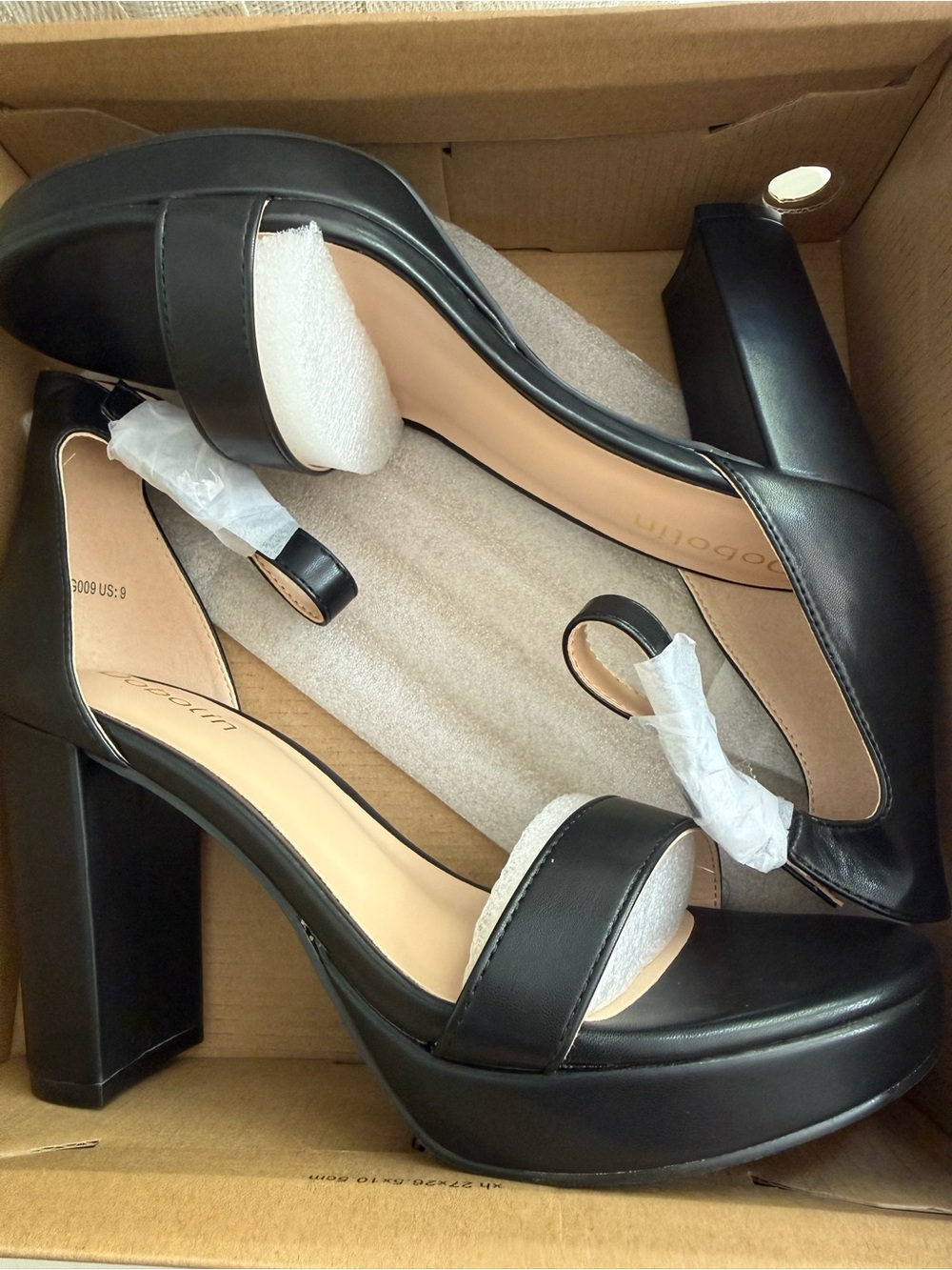 Dobolin Classic Black Block Heel for Women size 9 - Picture 2 of 6